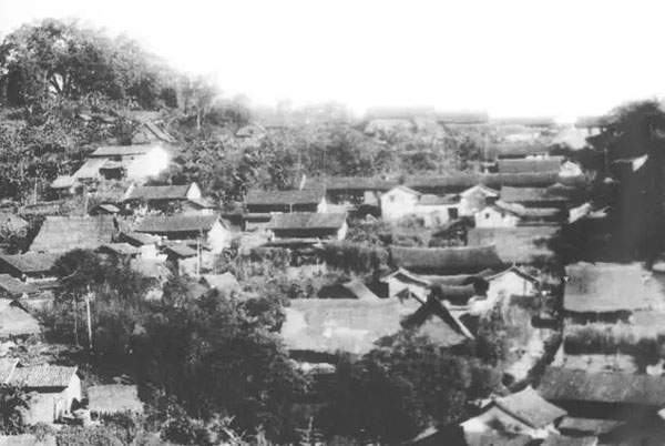 贡茶之地:<a href=https://www.zlhtea.com/puer/yw target=_blank class=infotextkey>易武</a>古镇,寻找昔日辉煌之“茶马古道”